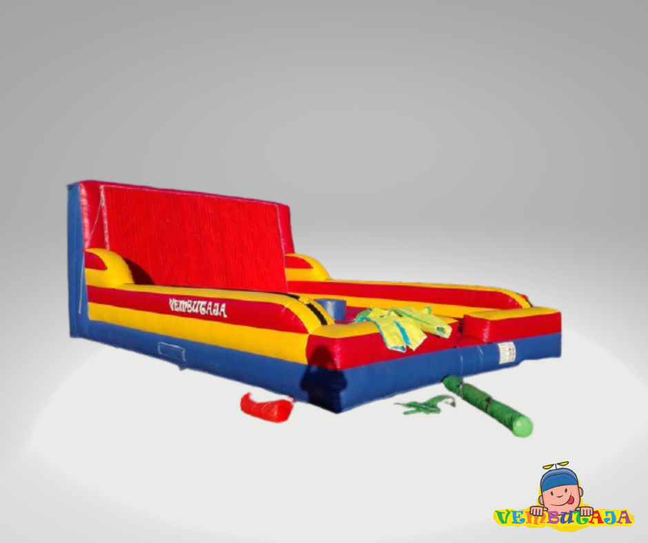 PVC batuut takjaseinaga